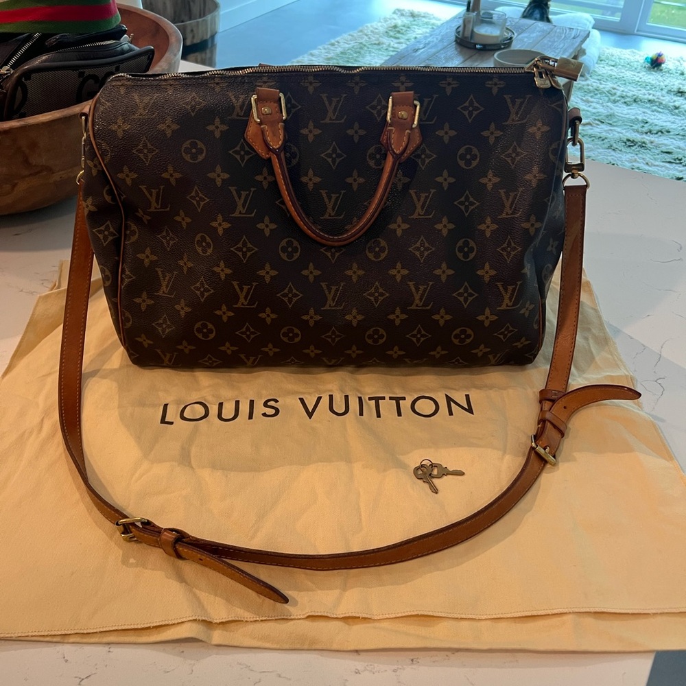 Louis Vuitton speedy 40